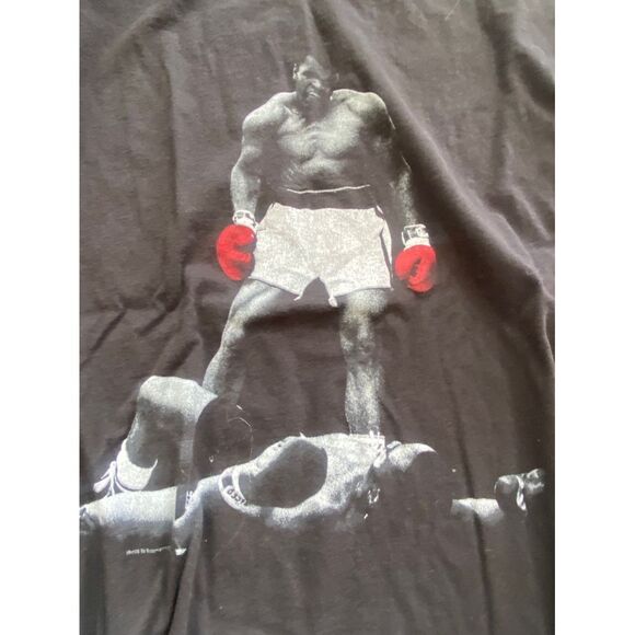 Vintage Muhammad Ali black tee size large - Picture 2 of 5